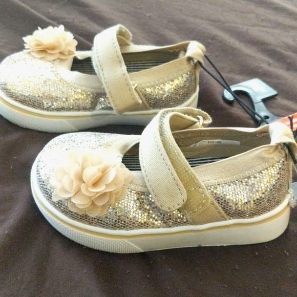Wonder Nation Little Girl Gold Sequin Shoes - Picture 2 of 8
